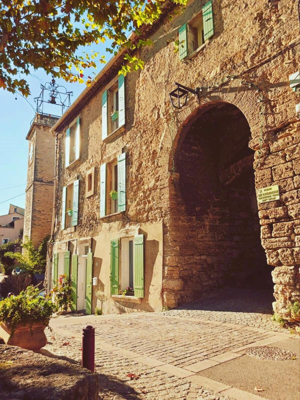 L'Appartement De L'Arche Chateauneuf-de-Gadagne Ngoại thất bức ảnh