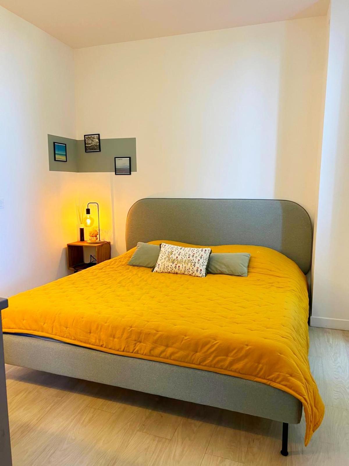 L'Appartement De L'Arche Chateauneuf-de-Gadagne Ngoại thất bức ảnh